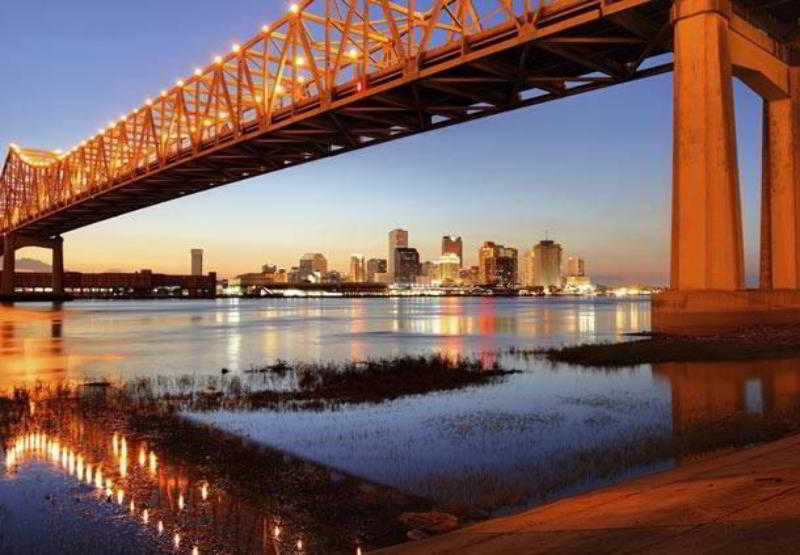 Courtyard By Marriott New Orleans Downtown Near The French Quarter Hotel Екстериор снимка