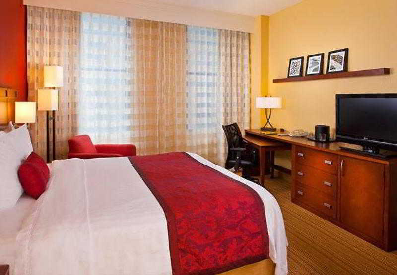 Courtyard By Marriott New Orleans Downtown Near The French Quarter Hotel Екстериор снимка
