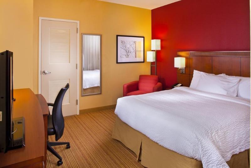 Courtyard By Marriott New Orleans Downtown Near The French Quarter Hotel Екстериор снимка
