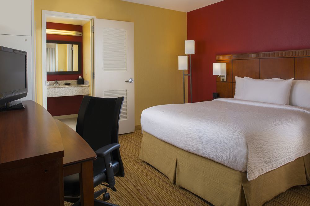 Courtyard By Marriott New Orleans Downtown Near The French Quarter Hotel Екстериор снимка
