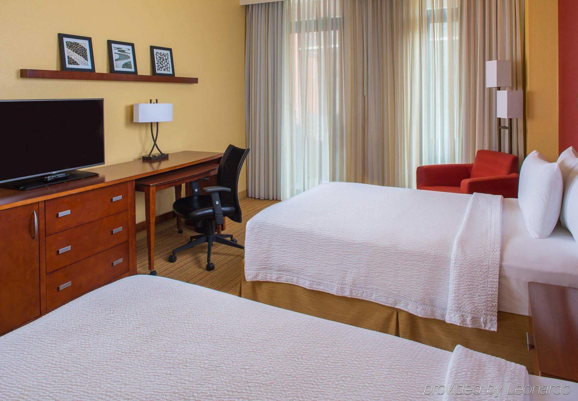 Courtyard By Marriott New Orleans Downtown Near The French Quarter Hotel Екстериор снимка