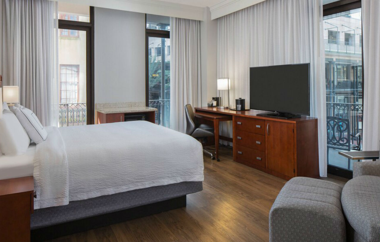 Courtyard By Marriott New Orleans Downtown Near The French Quarter Hotel Екстериор снимка